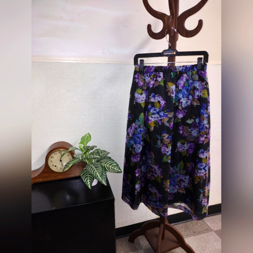 VINTAGE 1970'S FLORAL SKIRT